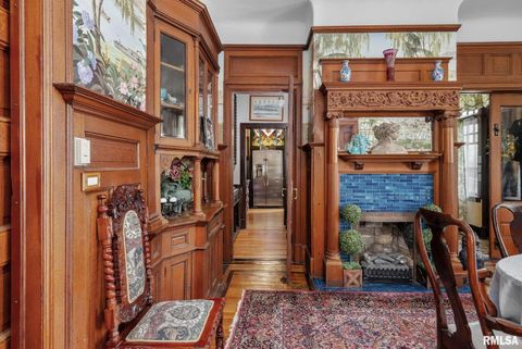 Tiny photo for 817 W 7TH Street, Davenport, IA 52802 (MLS # 12587066)