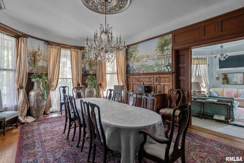 Tiny photo for 817 W 7TH Street, Davenport, IA 52802 (MLS # 12587066)