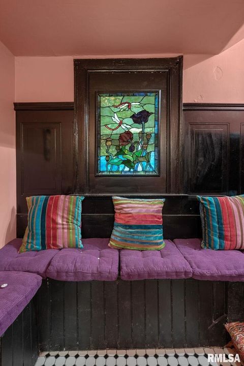 Tiny photo for 817 W 7TH Street, Davenport, IA 52802 (MLS # 12587066)