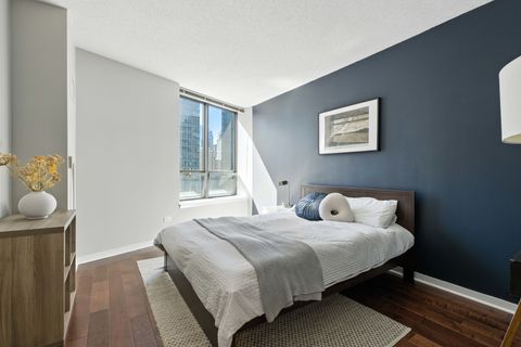 Tiny photo for 400 N La Salle Street #1705, Chicago, IL 60654 (MLS # 12498306)