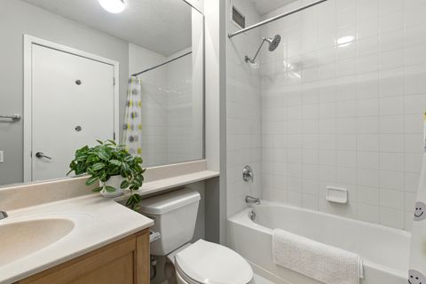 Tiny photo for 400 N La Salle Street #1705, Chicago, IL 60654 (MLS # 12498306)