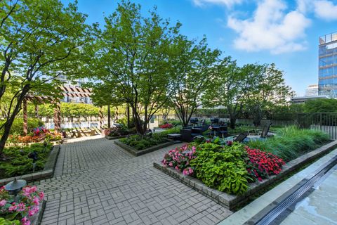 Tiny photo for 400 N La Salle Street #1705, Chicago, IL 60654 (MLS # 12498306)