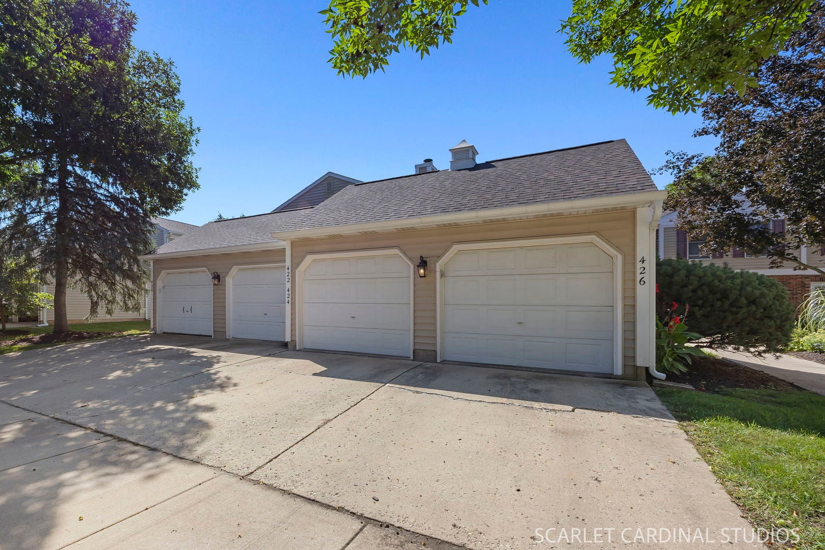 424 Kensington Court