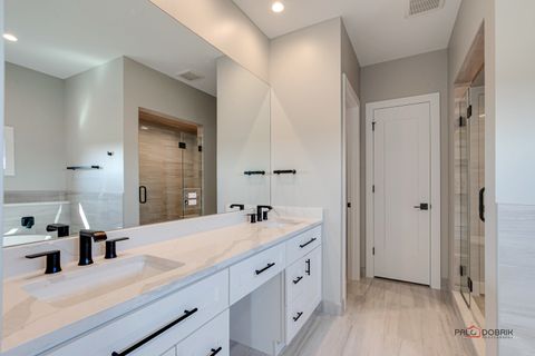 Tiny photo for 235 Plainfield Court, Vernon Hills, IL 60061 (MLS # 12585662)