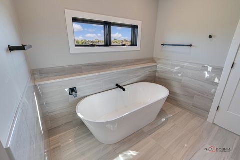 Tiny photo for 235 Plainfield Court, Vernon Hills, IL 60061 (MLS # 12585662)