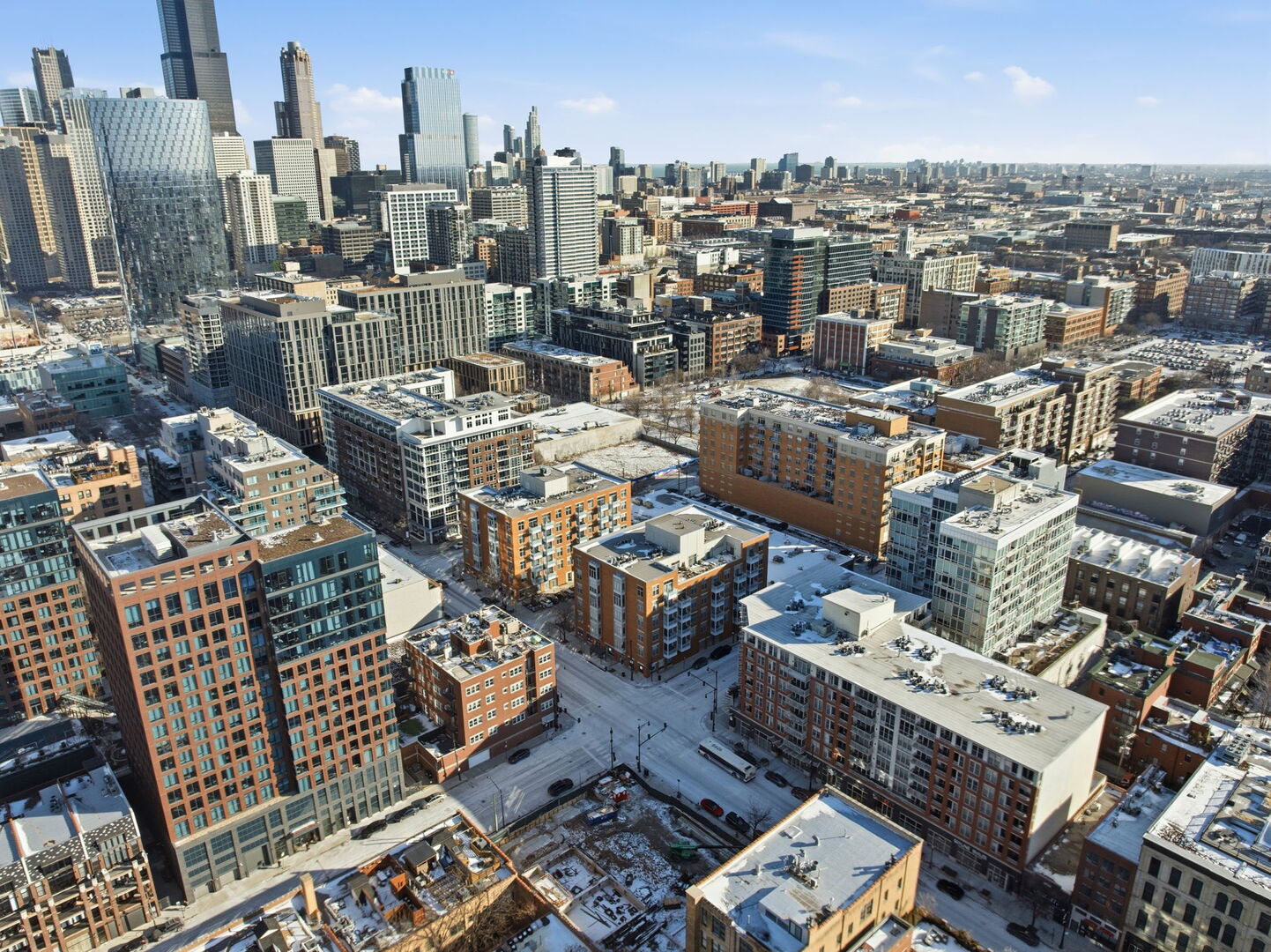 949 W Madison Street 304