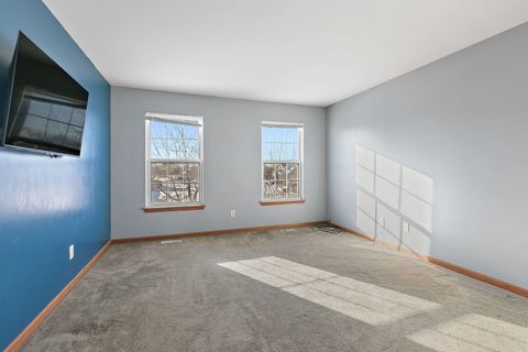 Tiny photo for 39 W Bluebell Avenue, Cortland, IL 60112 (MLS # 12528290)