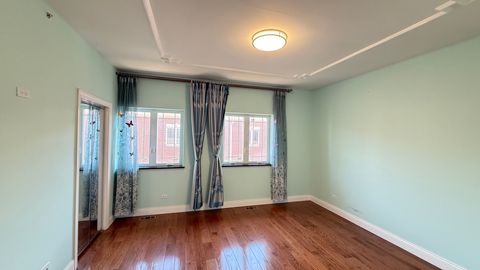 Tiny photo for 3521 S Parnell Avenue #C, Chicago, IL 60609 (MLS # 12647968)