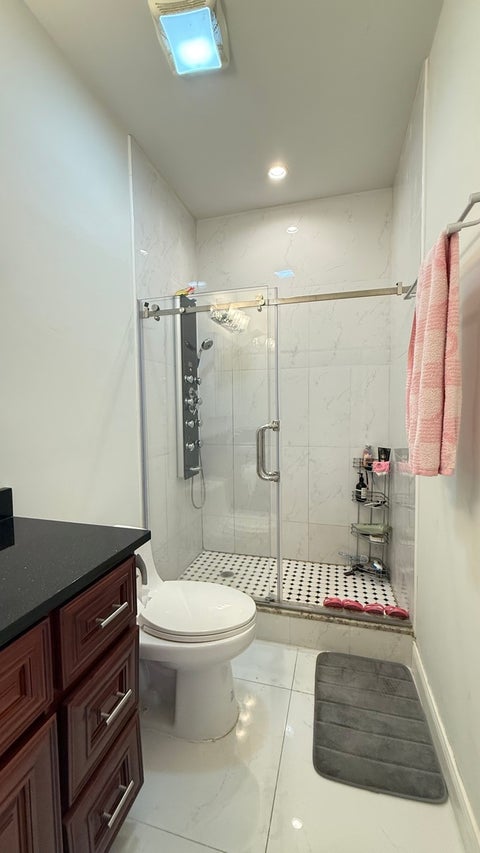 Tiny photo for 3521 S Parnell Avenue #C, Chicago, IL 60609 (MLS # 12647968)