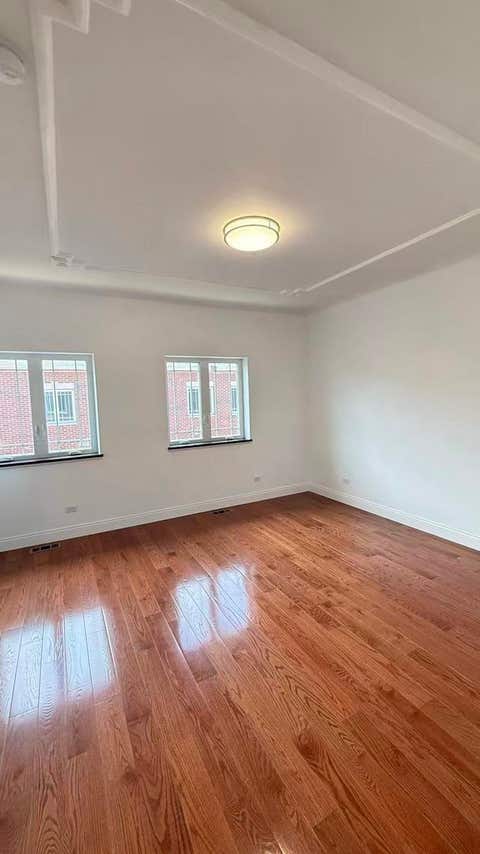 Tiny photo for 3521 S Parnell Avenue #C, Chicago, IL 60609 (MLS # 12647968)
