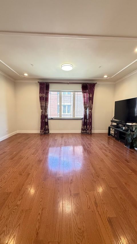Tiny photo for 3521 S Parnell Avenue #C, Chicago, IL 60609 (MLS # 12647968)