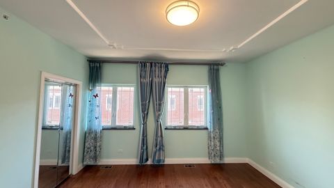 Tiny photo for 3521 S Parnell Avenue #C, Chicago, IL 60609 (MLS # 12647968)