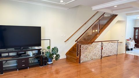 Tiny photo for 3521 S Parnell Avenue #C, Chicago, IL 60609 (MLS # 12647968)