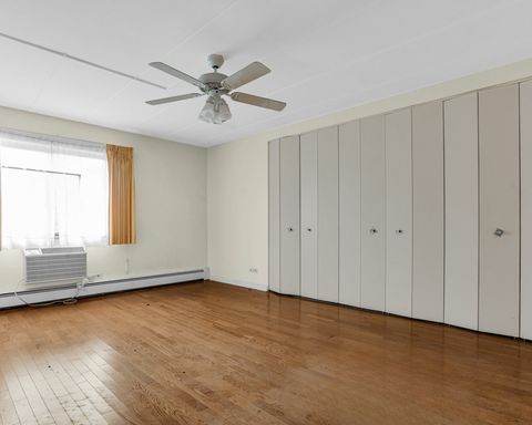 Tiny photo for 224 N Kenilworth Avenue #4D, Oak Park, IL 60302 (MLS # 12535932)