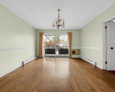 Tiny photo for 224 N Kenilworth Avenue #4D, Oak Park, IL 60302 (MLS # 12535932)