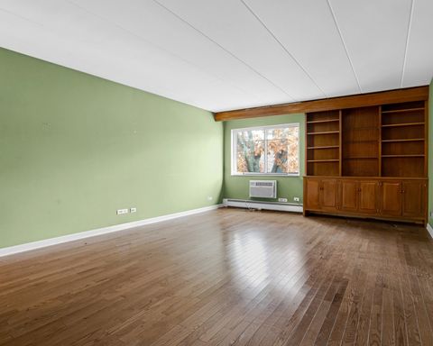 Tiny photo for 224 N Kenilworth Avenue #4D, Oak Park, IL 60302 (MLS # 12535932)