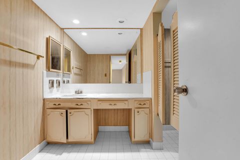 Tiny photo for 224 N Kenilworth Avenue #4D, Oak Park, IL 60302 (MLS # 12535932)