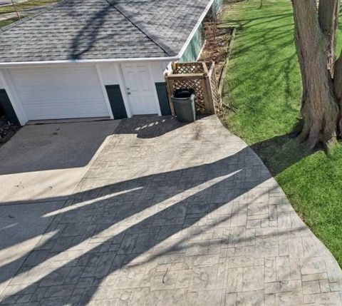 Tiny photo for 625 Arlington Avenue, Des Plaines, IL 60016 (MLS # 12589242)