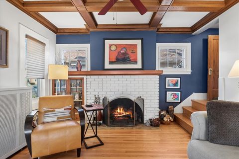 Tiny photo for 625 Arlington Avenue, Des Plaines, IL 60016 (MLS # 12589242)