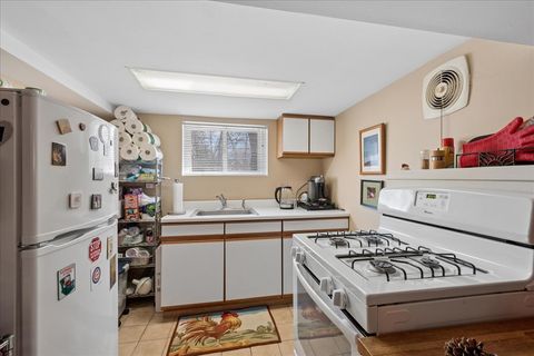 Tiny photo for 625 Arlington Avenue, Des Plaines, IL 60016 (MLS # 12589242)