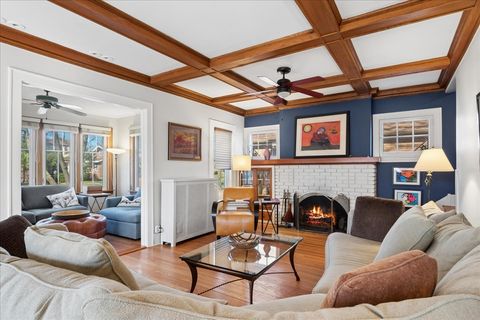 Tiny photo for 625 Arlington Avenue, Des Plaines, IL 60016 (MLS # 12589242)