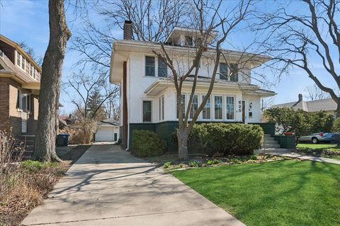 Tiny photo for 625 Arlington Avenue, Des Plaines, IL 60016 (MLS # 12589242)