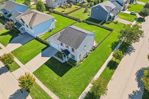 Tiny photo for 2009 Mayfair Drive, Island Lake, IL 60042 (MLS # 12766286)