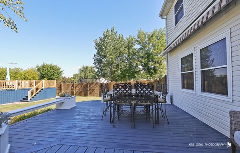 Tiny photo for 1916 Sunshine Court, Zion, IL 60099 (MLS # 12449143)