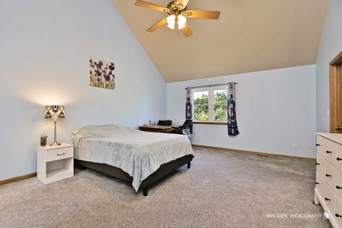 Tiny photo for 1916 Sunshine Court, Zion, IL 60099 (MLS # 12449143)