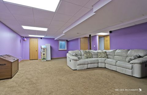 Tiny photo for 1916 Sunshine Court, Zion, IL 60099 (MLS # 12449143)