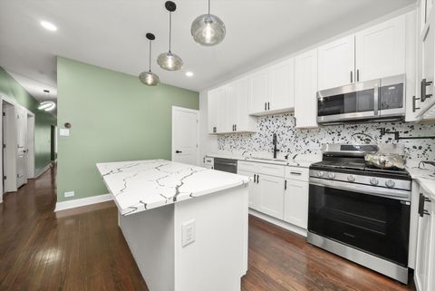 Tiny photo for 7627 S Ridgeland Avenue, Chicago, IL 60649 (MLS # 12490602)