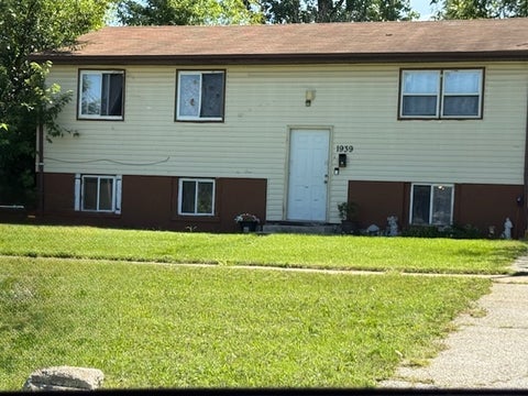 Photo of 1939 Ashland Avenue, Chicago Heights, IL 60411 (MLS # 12743260)