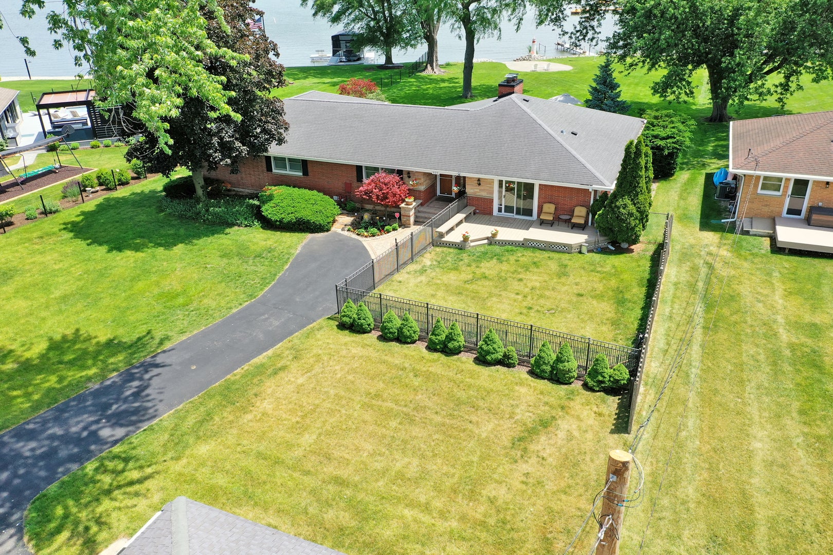 905 River Terrace Drive