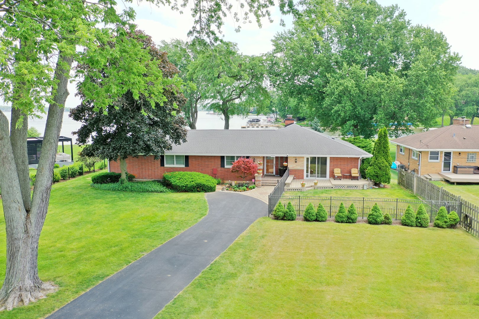 905 River Terrace Drive