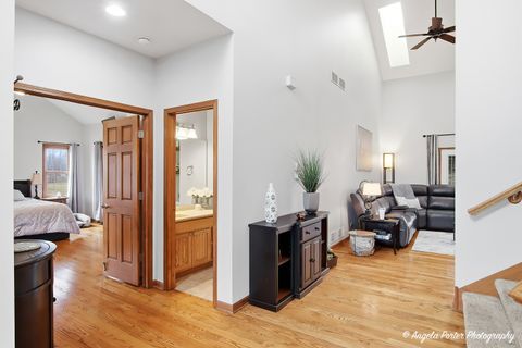 Tiny photo for 3920 Highview Drive, Crystal Lake, IL 60012 (MLS # 12581512)