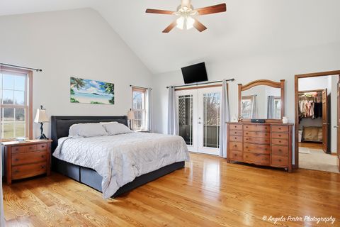 Tiny photo for 3920 Highview Drive, Crystal Lake, IL 60012 (MLS # 12581512)