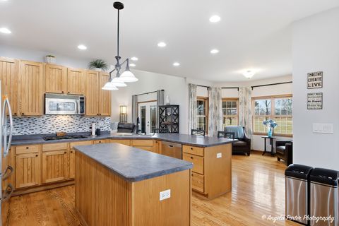 Tiny photo for 3920 Highview Drive, Crystal Lake, IL 60012 (MLS # 12581512)