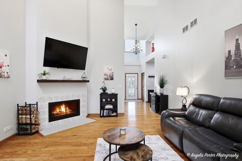 Tiny photo for 3920 Highview Drive, Crystal Lake, IL 60012 (MLS # 12581512)