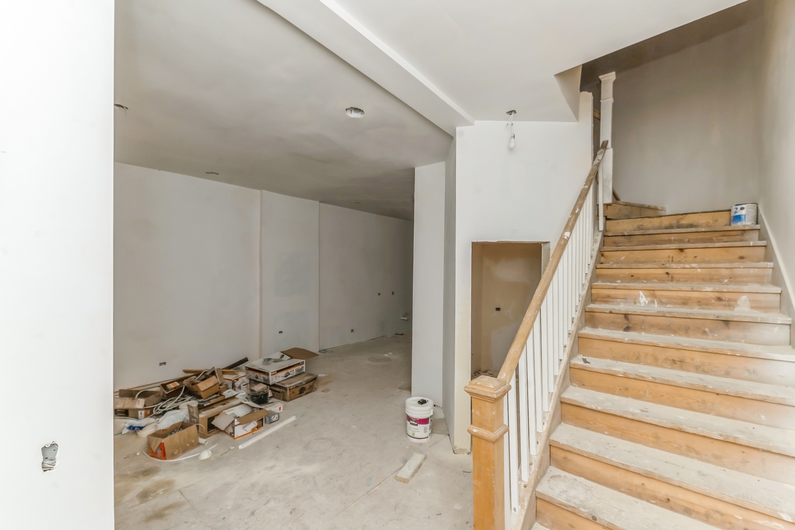 Chicago, Illinois 60653, United States, 4 Bedrooms Bedrooms, ,4 BathroomsBathrooms,Residential,Contingent,21802