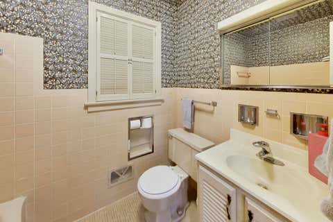 Tiny photo for 8631 E Prairie Road, Skokie, IL 60076 (MLS # 12668864)