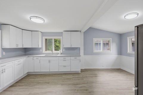 Photo of 987 South Street, Elgin, IL 60123 (MLS # 12715630)