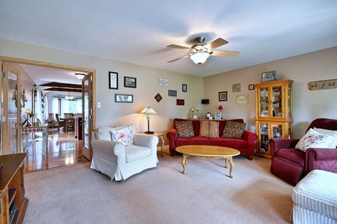 Tiny photo for 1157 Elmwood Lane, Elk Grove Village, IL 60007 (MLS # 12731670)