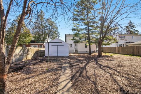 Tiny photo for 222 S Hudson Street, Westmont, IL 60559 (MLS # 12605138)