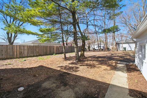 Tiny photo for 222 S Hudson Street, Westmont, IL 60559 (MLS # 12605138)