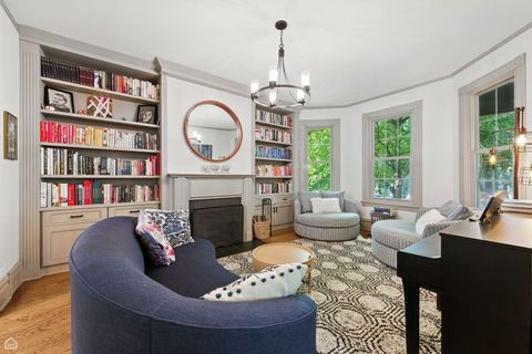 Tiny photo for 5729 S Harper Avenue, Chicago, IL 60637 (MLS # 12409365)