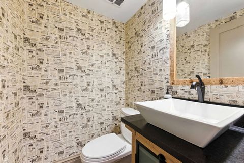 Tiny photo for 5729 S Harper Avenue, Chicago, IL 60637 (MLS # 12409365)