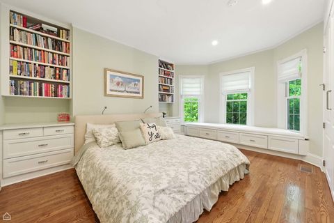 Tiny photo for 5729 S Harper Avenue, Chicago, IL 60637 (MLS # 12409365)