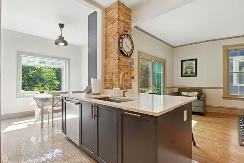 Tiny photo for 5729 S Harper Avenue, Chicago, IL 60637 (MLS # 12409365)