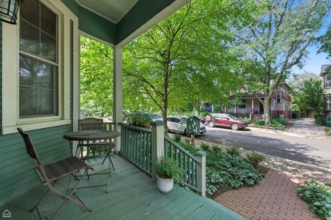 Tiny photo for 5729 S Harper Avenue, Chicago, IL 60637 (MLS # 12409365)