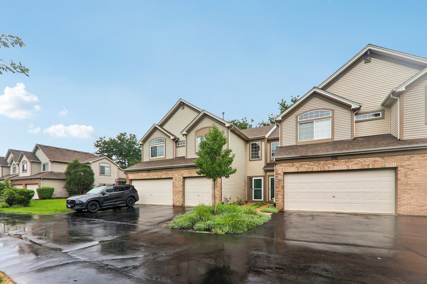 984 Parkhill Circle